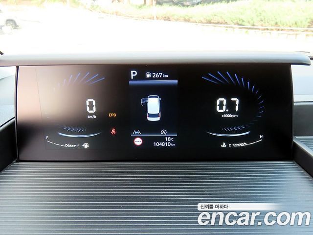 Hyundai Staria 2022 — photo 10