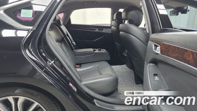 Hyundai Genesis 2016 — photo 11
