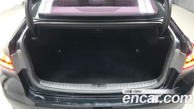 Hyundai Genesis 2016 — photo 17