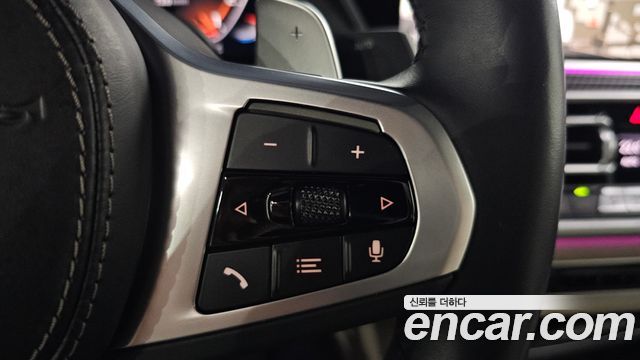 BMW X6 2022 — photo 32