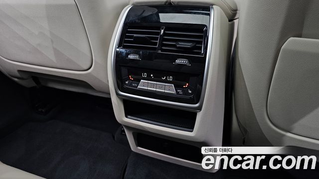 BMW X6 2022 — photo 36