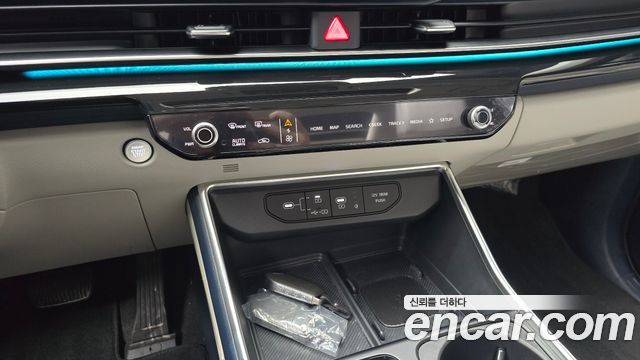 Kia Canival 2025 — photo 25