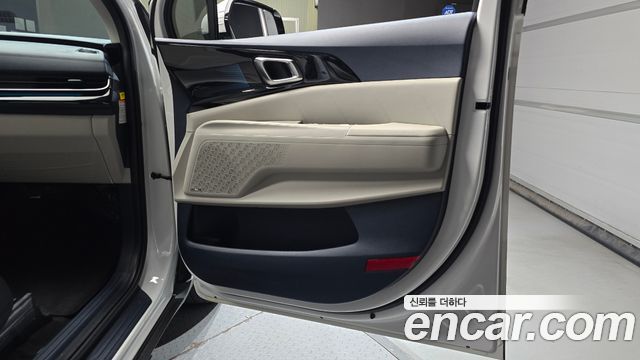 Kia Canival 2025 — photo 15
