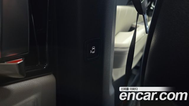 Kia Canival 2025 — photo 32