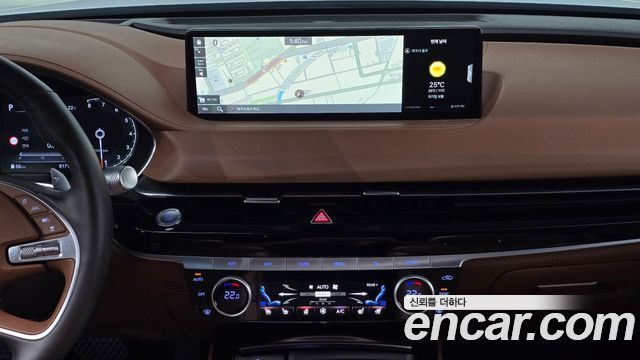 Genesis G80 2022 — photo 24