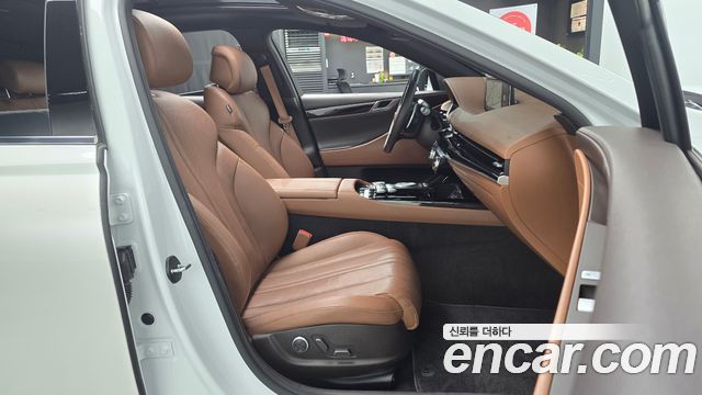 Genesis G80 2022 — photo 16