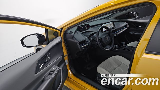 Toyota Prius 2024 — photo 13