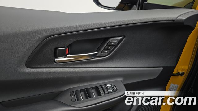 Toyota Prius 2024 — photo 23