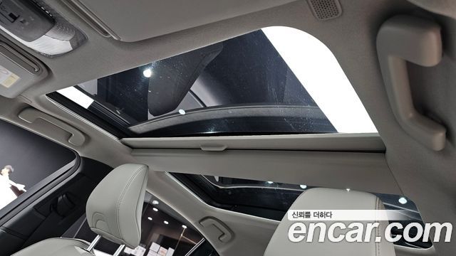 Toyota Prius 2024 — photo 25