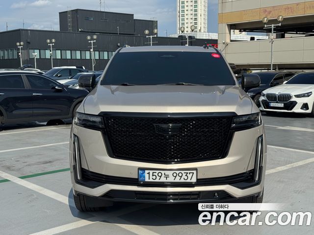 Cadillac Escalade 2022 — photo 1