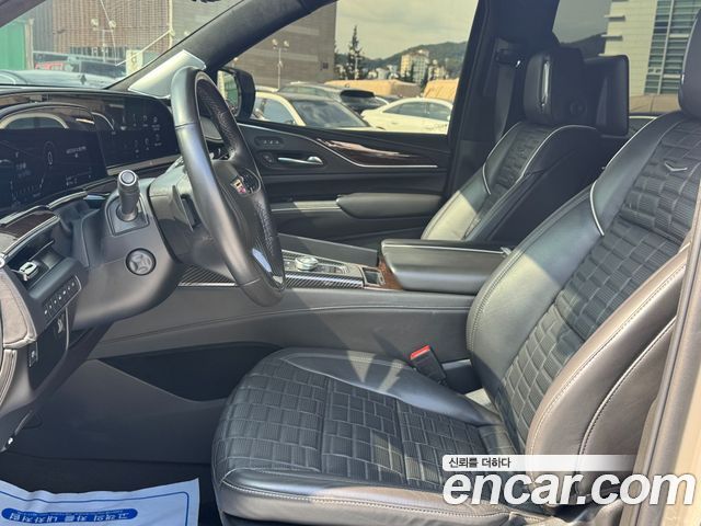 Cadillac Escalade 2022 — photo 14