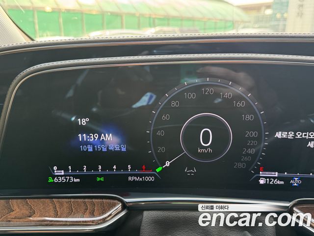 Cadillac Escalade 2022 — photo 15