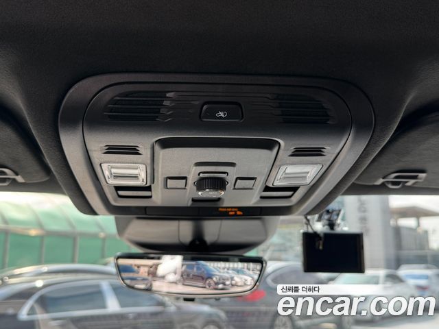 Cadillac Escalade 2022 — photo 19