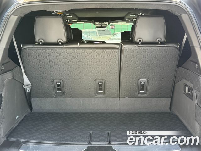 Cadillac Escalade 2022 — photo 20