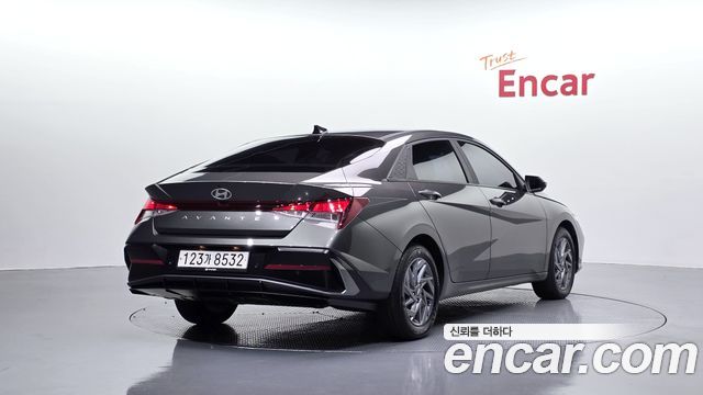 Hyundai AVANTE 2024 — photo 2
