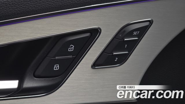 Audi Q7 2019 — photo 34