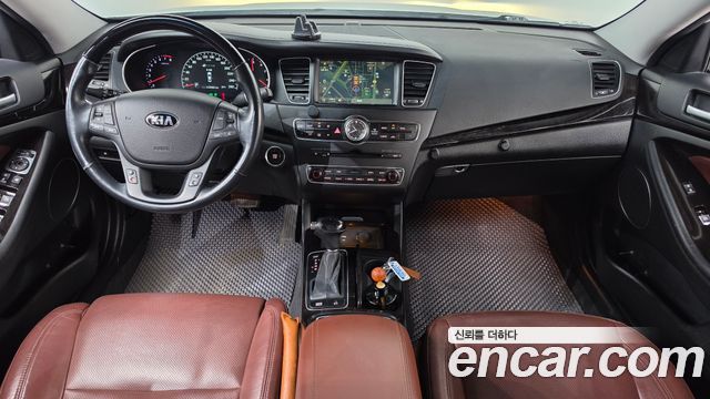 Kia K7 2016 — photo 10