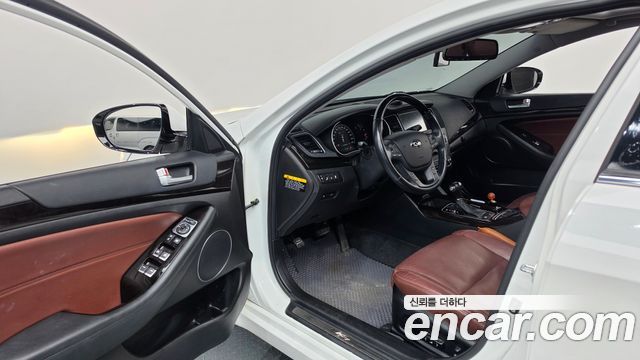 Kia K7 2016 — photo 13