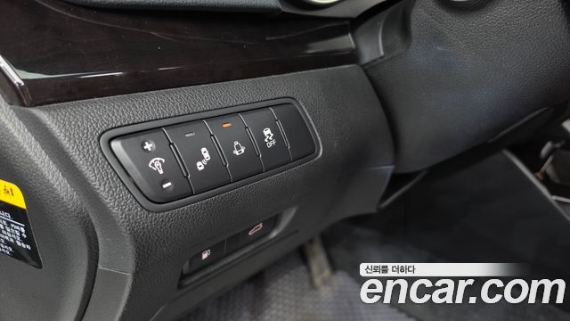 Kia K7 2016 — photo 26