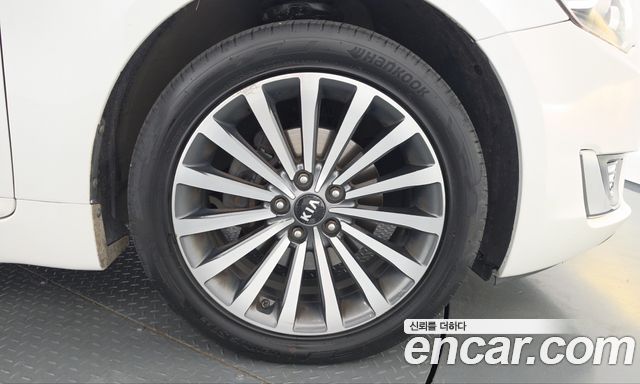 Kia K7 2016 — photo 7