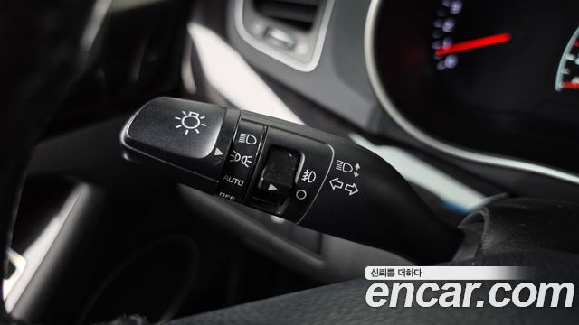 Kia K7 2016 — photo 29