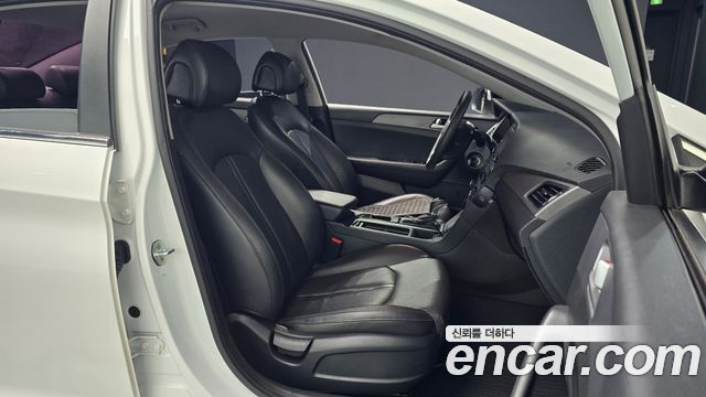 Hyundai Sonata 2017 — photo 10
