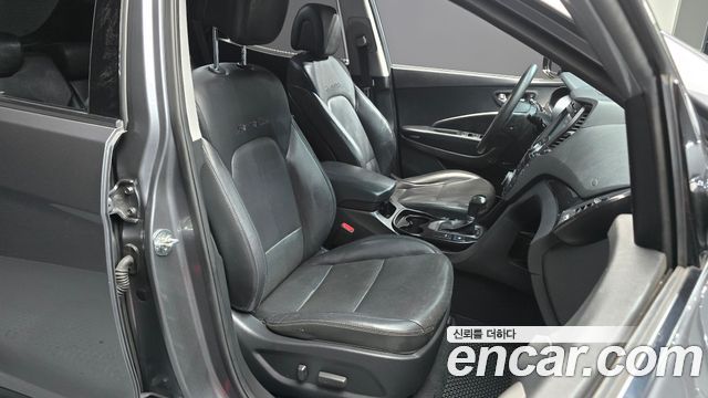 Hyundai Santafe 2015 — photo 16