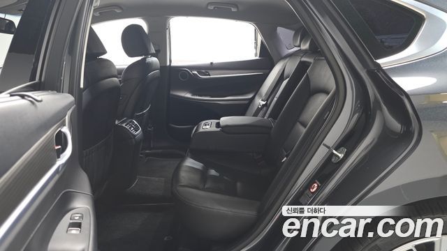 Hyundai Grandeur 2018 — photo 18