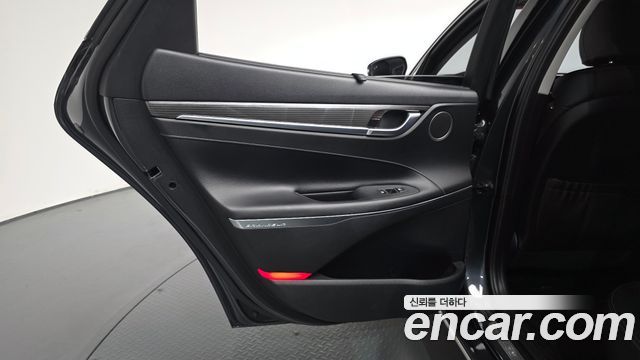 Hyundai Grandeur 2018 — photo 15