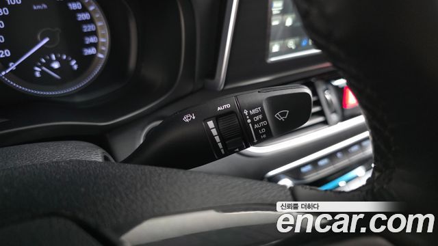 Hyundai Grandeur 2018 — photo 36