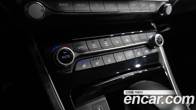 Hyundai Grandeur 2018 — photo 37