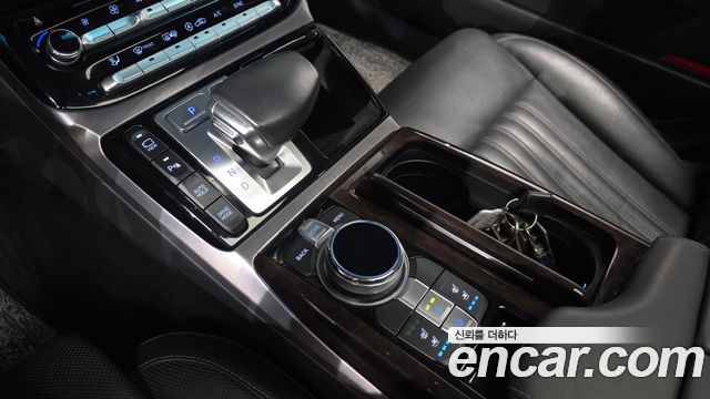 Genesis EQ900 2018 — photo 12