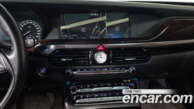 Genesis EQ900 2018 — photo 18