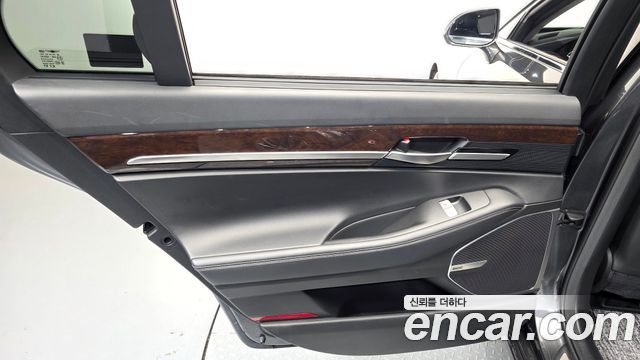 Genesis EQ900 2018 — photo 15