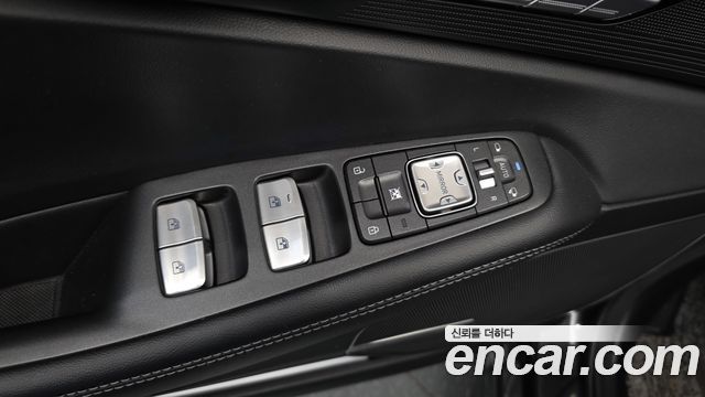 Genesis EQ900 2018 — photo 30