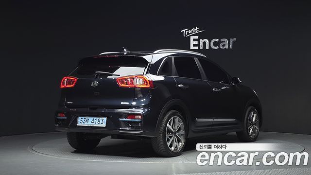 Kia Niro 2019 — photo 2