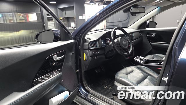 Kia Niro 2019 — photo 10