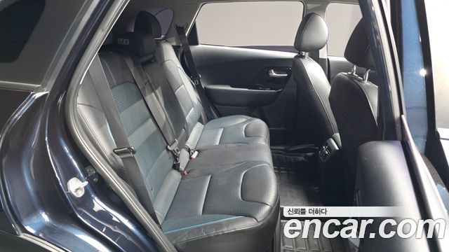 Kia Niro 2019 — photo 12