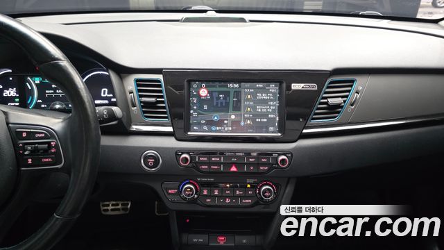 Kia Niro 2019 — photo 14