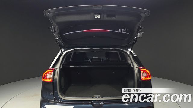 Kia Niro 2019 — photo 19