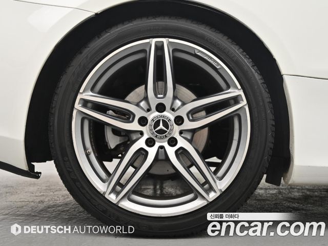 Mercedes-Benz E-Class 2018 — photo 5