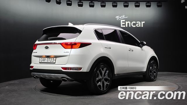 Kia Sportage 2016 — photo 2