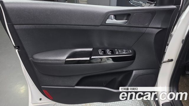 Kia Sportage 2016 — photo 14