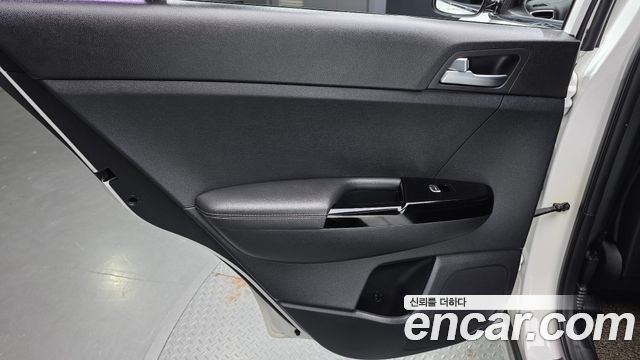 Kia Sportage 2016 — photo 15