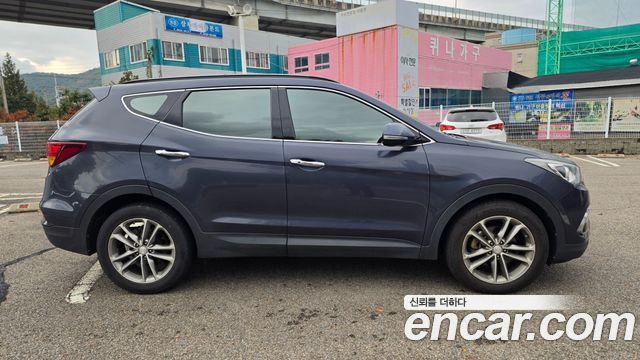 Hyundai Santafe 2017 — photo 20