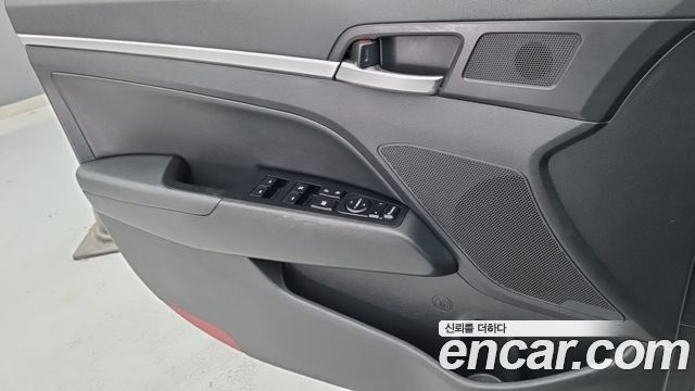 Hyundai AVANTE 2019 — photo 15