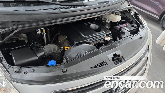 Hyundai Starex 2017 — photo 6