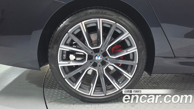 BMW Gran Turismo 2024 — photo 5