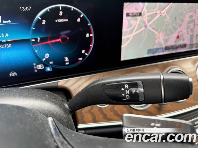 Mercedes-Benz E-Class 2021 — photo 7