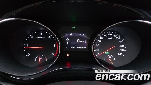 Kia Canival 2017 — photo 8